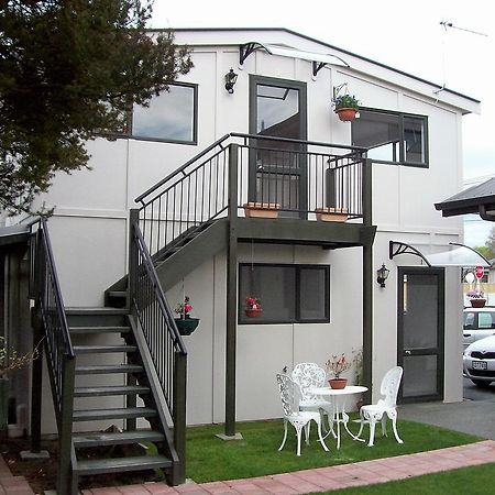 Stream View Daire Christchurch Dış mekan fotoğraf