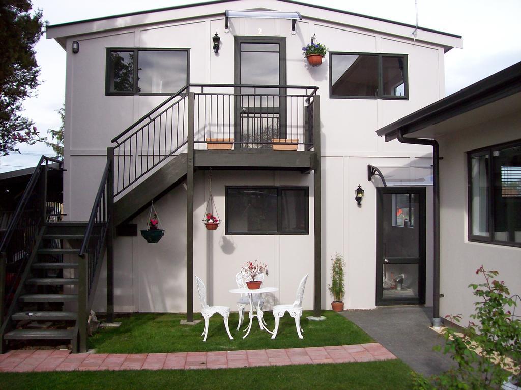 Stream View Daire Christchurch Dış mekan fotoğraf