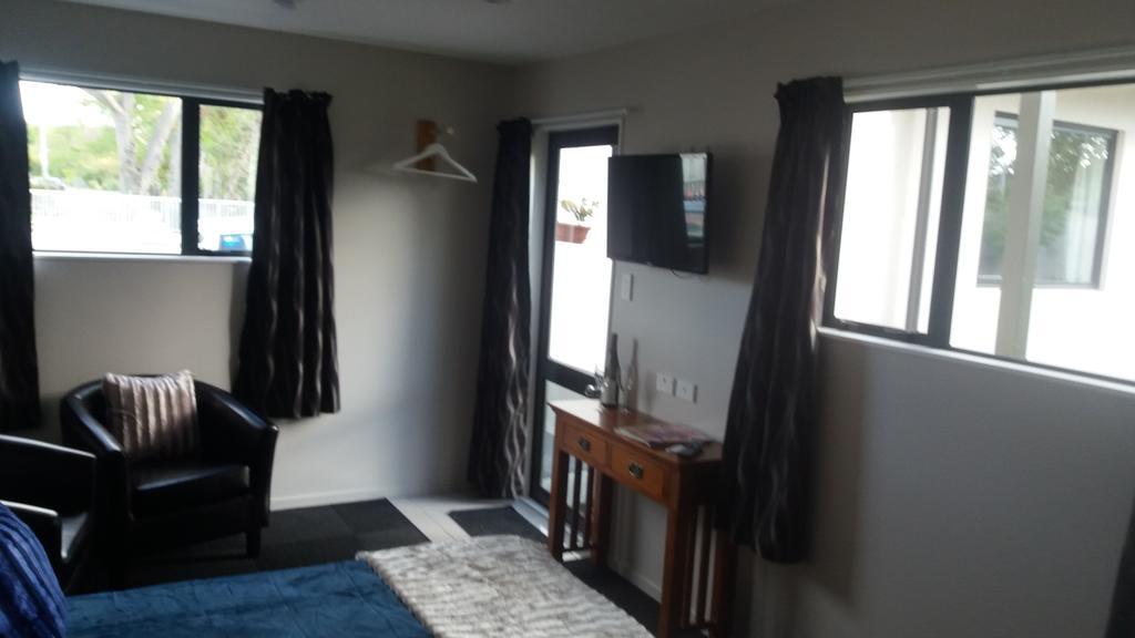 Stream View Daire Christchurch Dış mekan fotoğraf